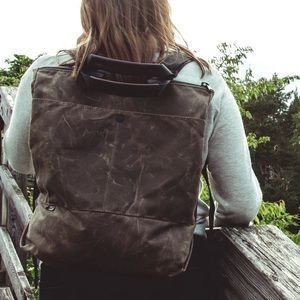 YNOT split shift waxed canvas bag